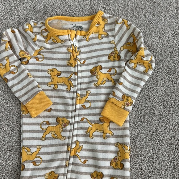 Disney Lion King Jammies - Picture 3 of 4